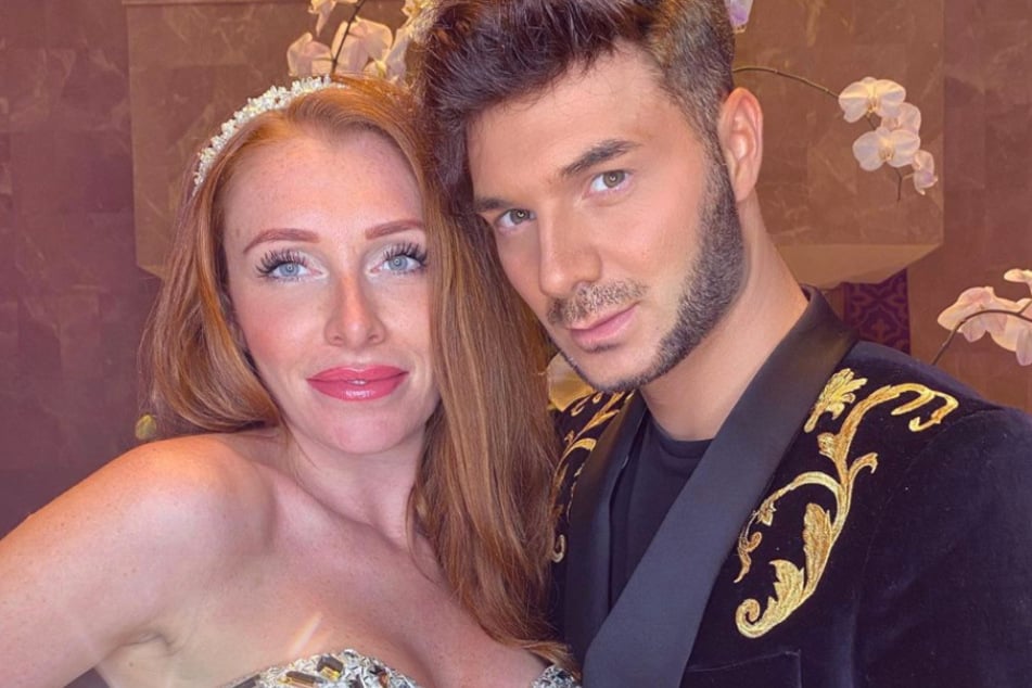 Georgina und ihr Kumpel Sam waren zunächst gemeinsam in Dubai.