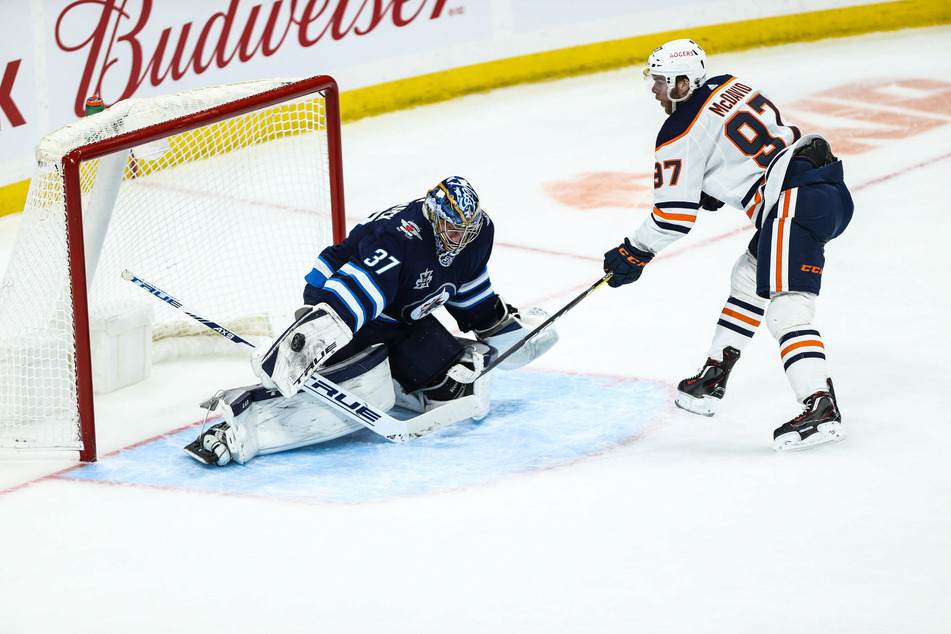 Oilers forward Connor McDavid scored three goals and an assist in a big 6-1 win over the Jets on Monday night.