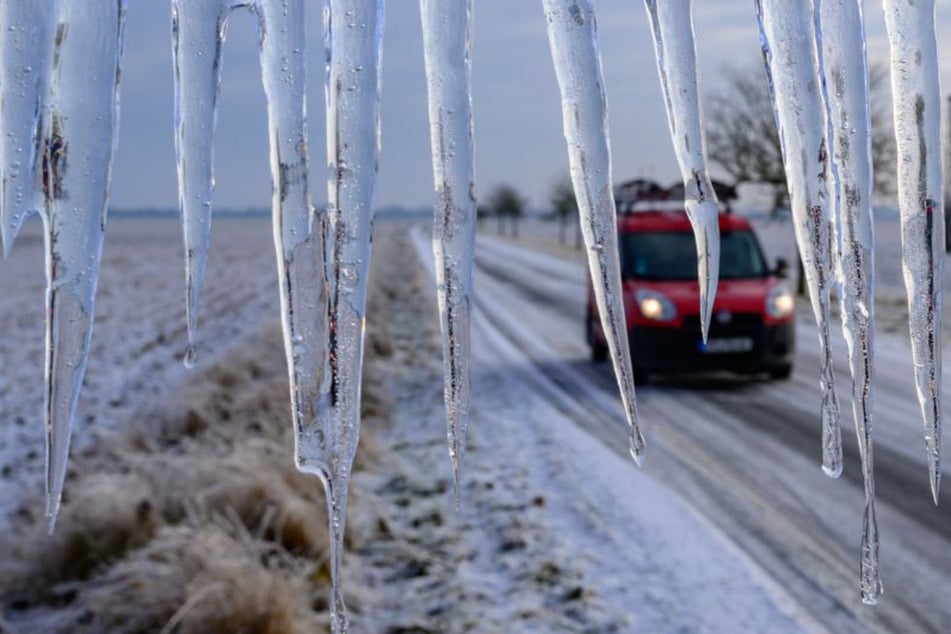 Wetter in NRW: Glatteis schon am Sonntag, heikler Wochenstart