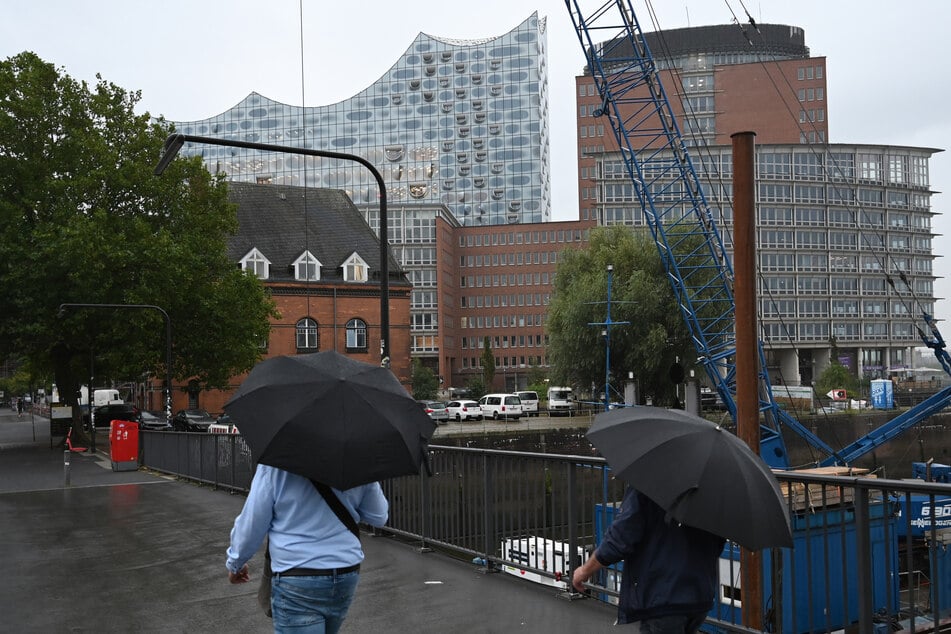 Am Wochenende müssen die Norddeutschen mit Sturm, Regen und Gewittern rechnen. (Symbolfoto)