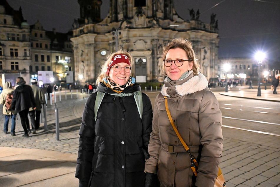 Antje (l.) und Anne (beide 50) waren zuletzt 2018 bei der Friedensaktion dabei.