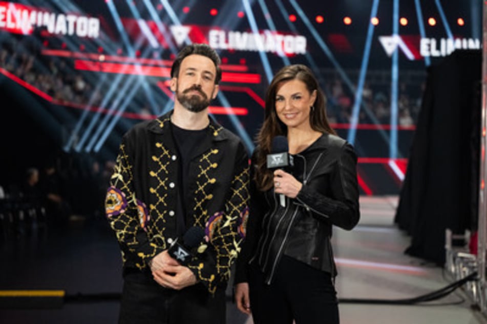 Zusammen mit Jan Köppen (43, l.) und Frank Buschmann präsentiert Laura Wontorra (37) demnächst die Action-Gameshow "Gladiators".