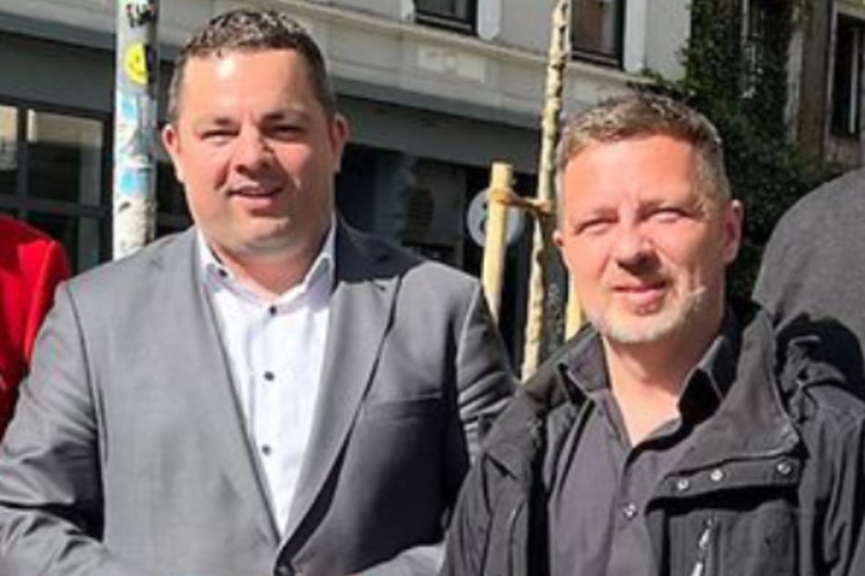 Mit der Petition will das Pelican-Team Bezirksamtsleiter Ralf Neubauer (SPD, l.) und Nachtbeauftragter Sascha Bartz erreichen.