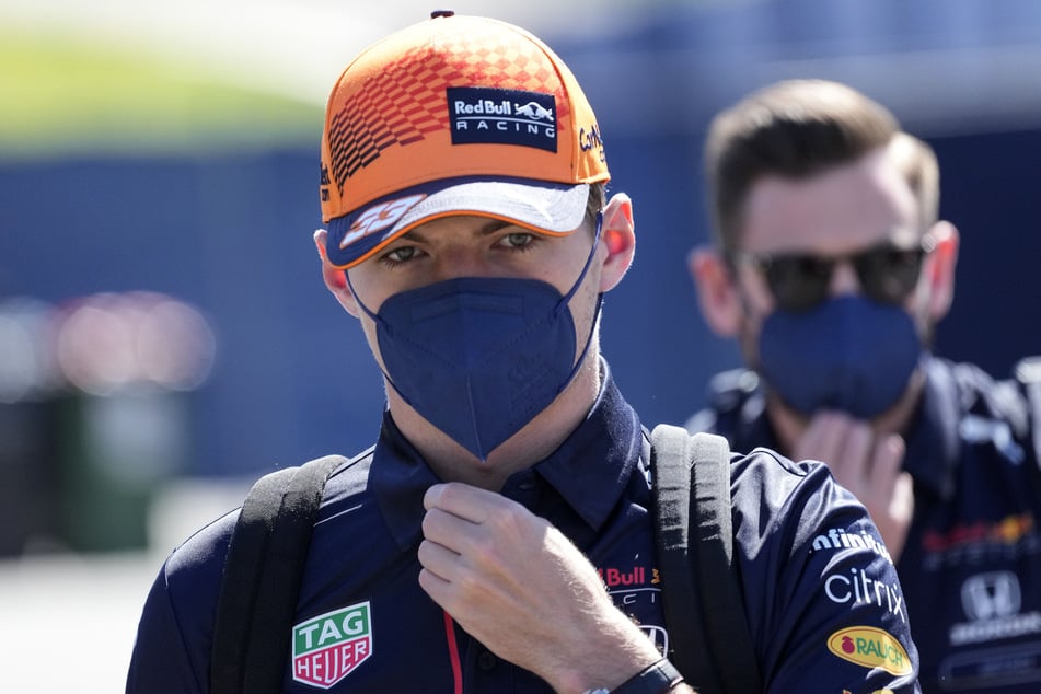 Max Verstappen (23) wurde nach dem Crash vorsorglich in eine Klinik gebracht.