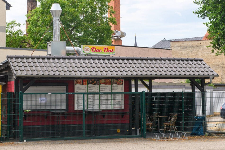 In diesem Imbiss in Rathenow soll der Angeklagte mehrfach auf seine Ex-Frau eingestochen haben.