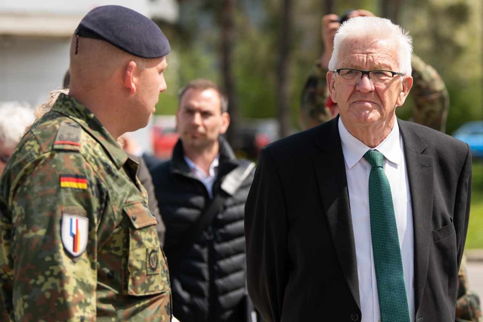 Grüne Zeitenwende bei Militär: Linker Hermann gibt Kretschmann Kontra