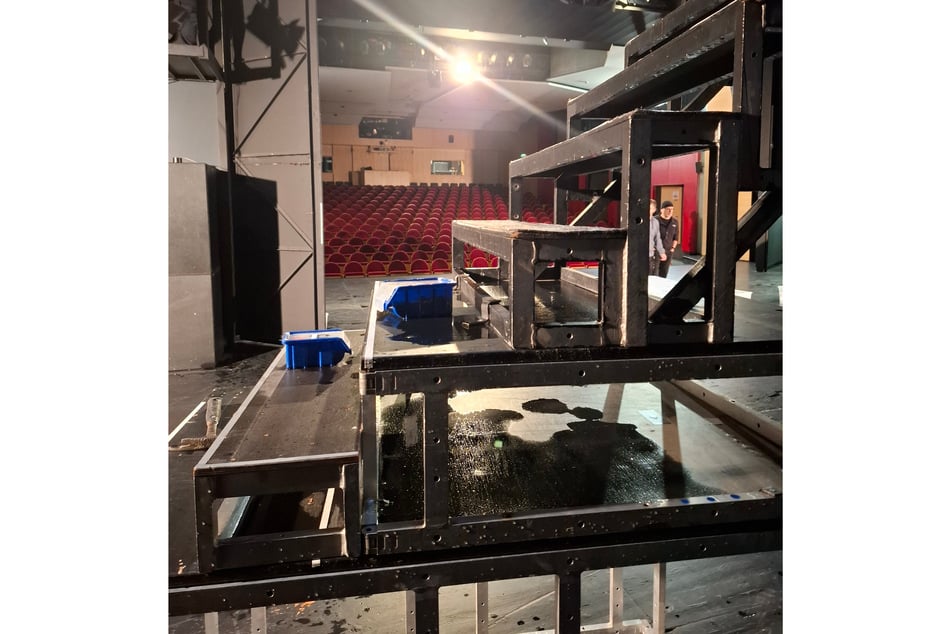 Die Hauptbühne ist weitgehend wiederhergestellt.