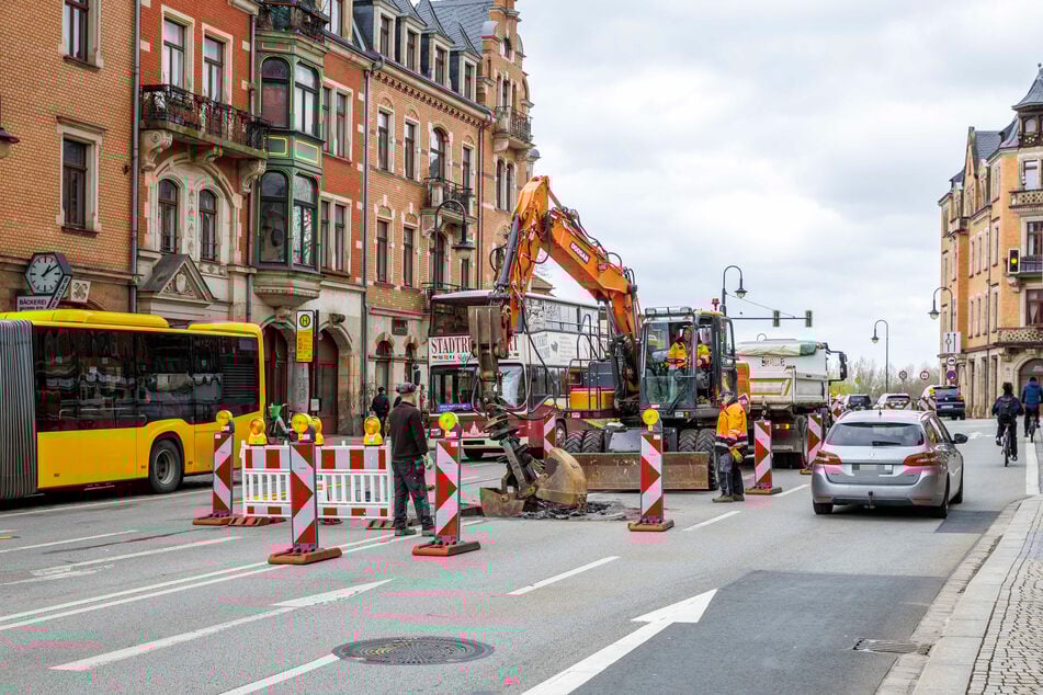 Am Körnerplatz staut es sich derzeit aufgrund der Baustelle.