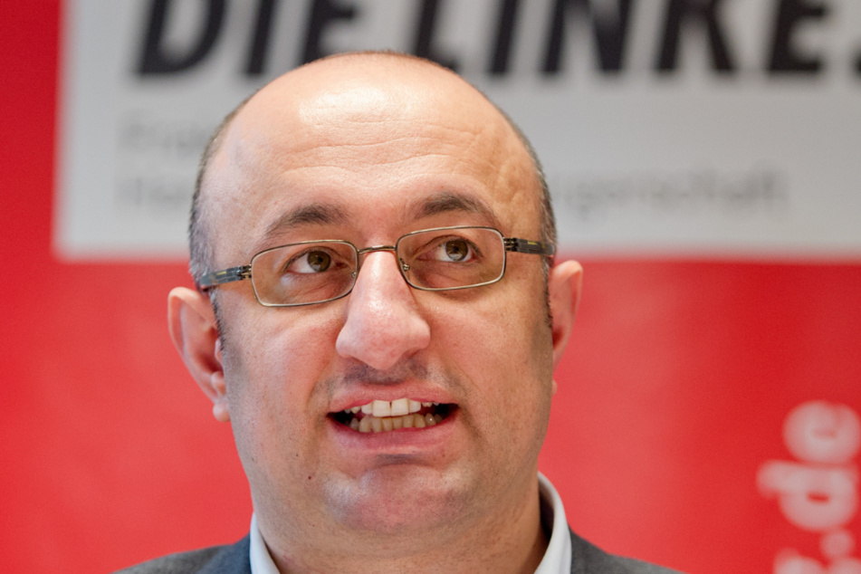 Seit 2009 ist der 42-Jährige Parteimitglied bei den Linken.