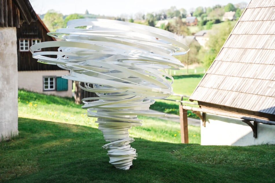 Alice Aycock: Twister Again in Seiffen