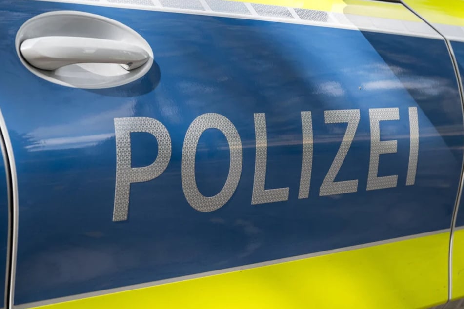 Die Polizei ermittelt nach dem Vorfall in Burgstädt wegen des Verdachts einer Raubstraftat. (Symbolbild)