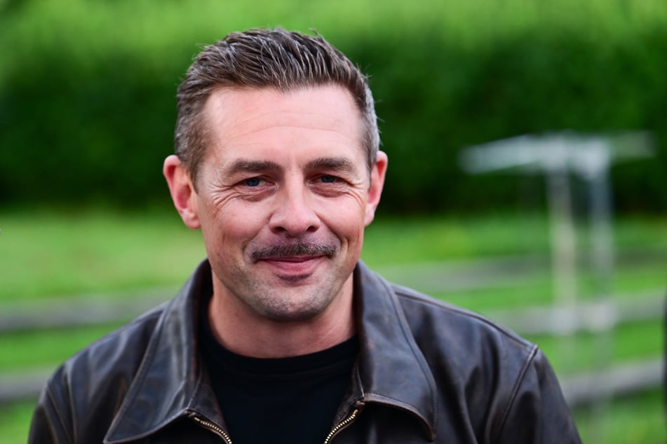 Eine Eigenschaft habe Klaas Heufer-Umlauf (42) offenbar von seinem Vater geerbt.