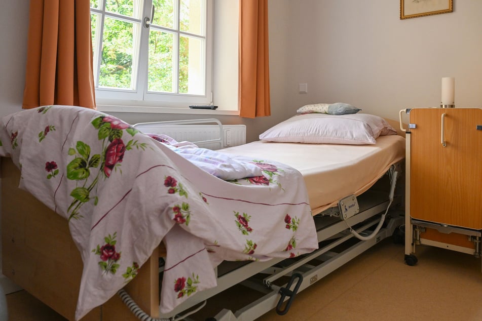 Man sieht es nicht, doch auch das Bett ist Hightech.