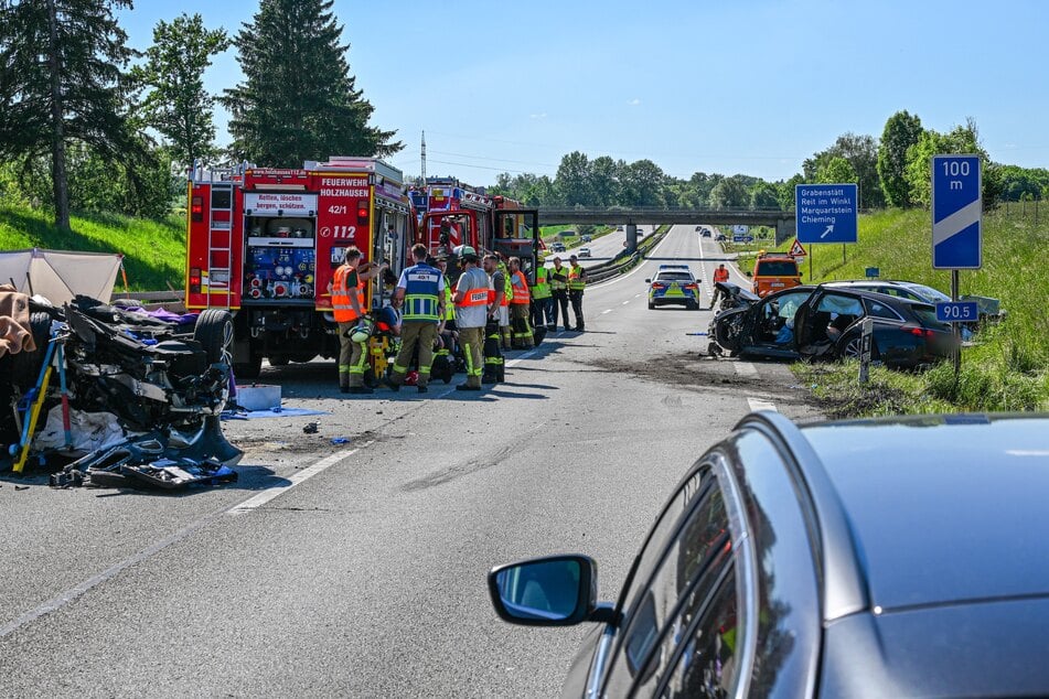 Unfall A8: Geisterfahrer verursacht Horror-Unfall auf A8: Zwei Verletzte aus Klinik entlassen
