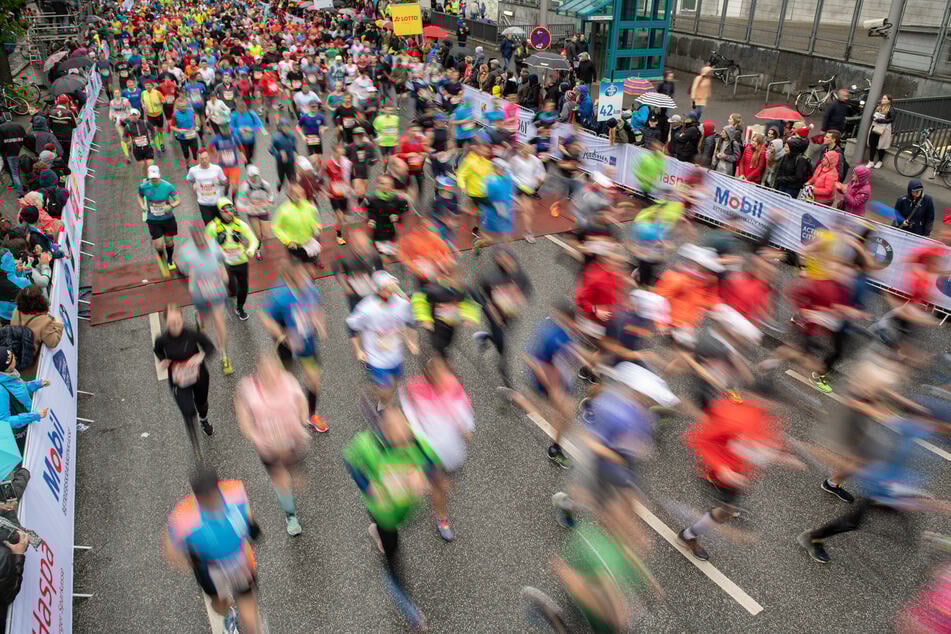 Der Hamburg-Marathon wurde mehrmals wegen der Corona-Pandemie verschoben, soll jetzt am 12. September in der Hansestadt stattfinden. (Symbolfoto)