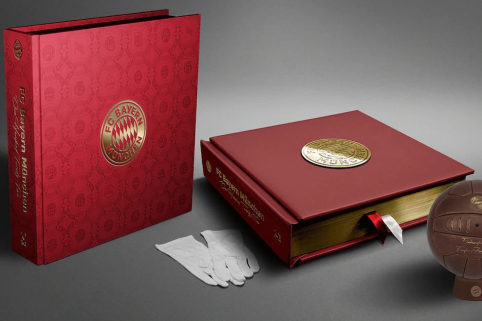 Das FC-Bayern-Buch gibt es für 12.500 Euro.
