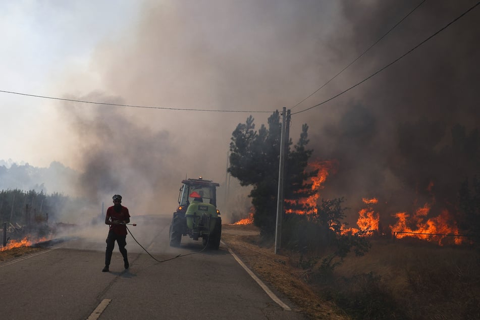 Ein Mann kam während der Brandbekämpfung im Norden Portugals ums Leben. (Symbolfoto)