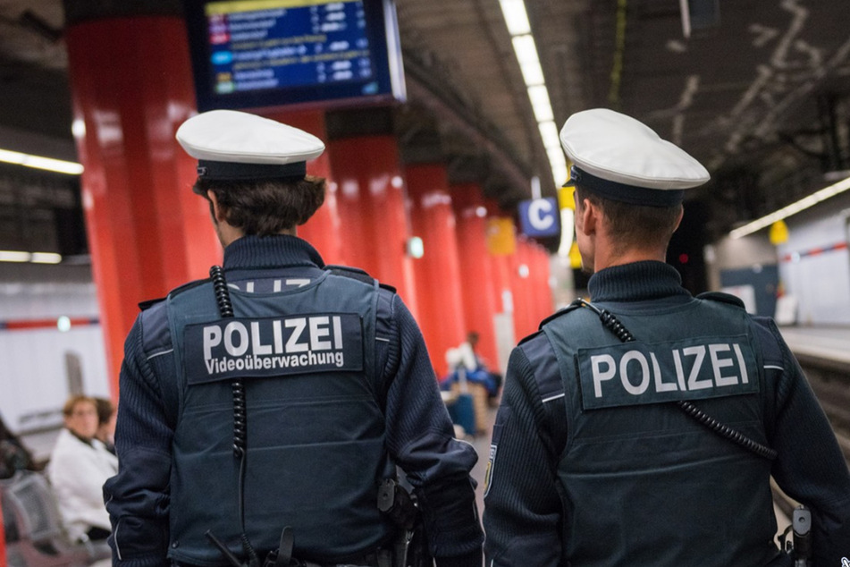 Die Bundespolizei sucht nach einem Einsatz am Münchner Hauptbahnhof nach den Helfern.