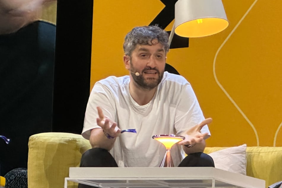 Oğuz Yilmaz (34, ehemals Y-Titty) sprach auf der Yellow Stage über die negativen Seiten von YouTube.