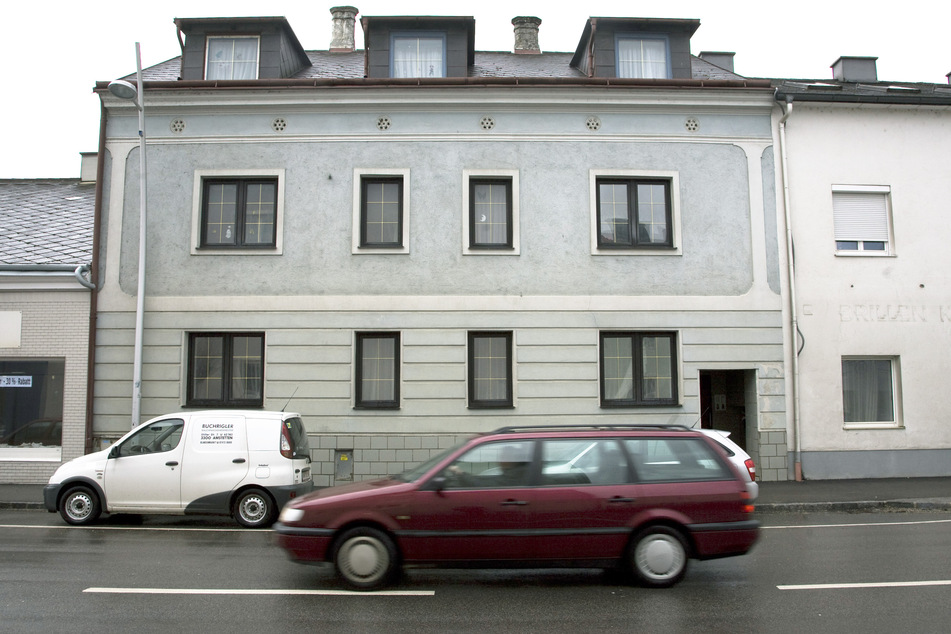 Das Haus in Amstetten, in dem Josef Fritzl seine Tochter 24 Jahre im Keller wie eine Sklavin gefangen hielt.