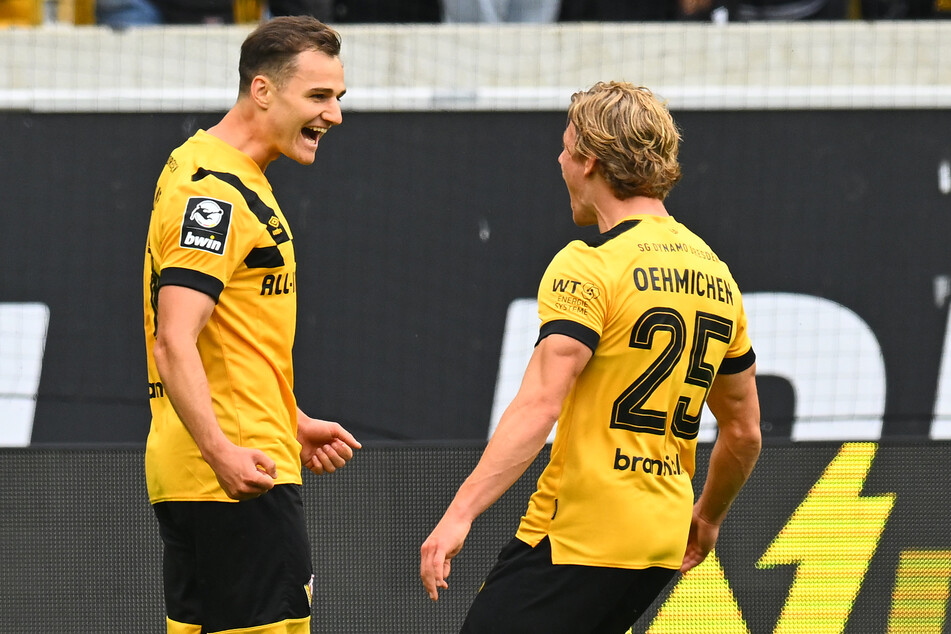 Jakob Lemmer (24, l.) steuerte am letzten Spieltag gegen Duisburg zwei Tore bei, hätte aber sogar einen Hattrick schnüren können.