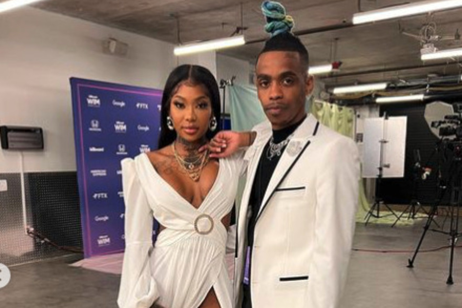 Summer Walker (l) didn't outright confirm the baby daddy of her second child, but she has reportedly been dating LVRD Pharaoh since November.