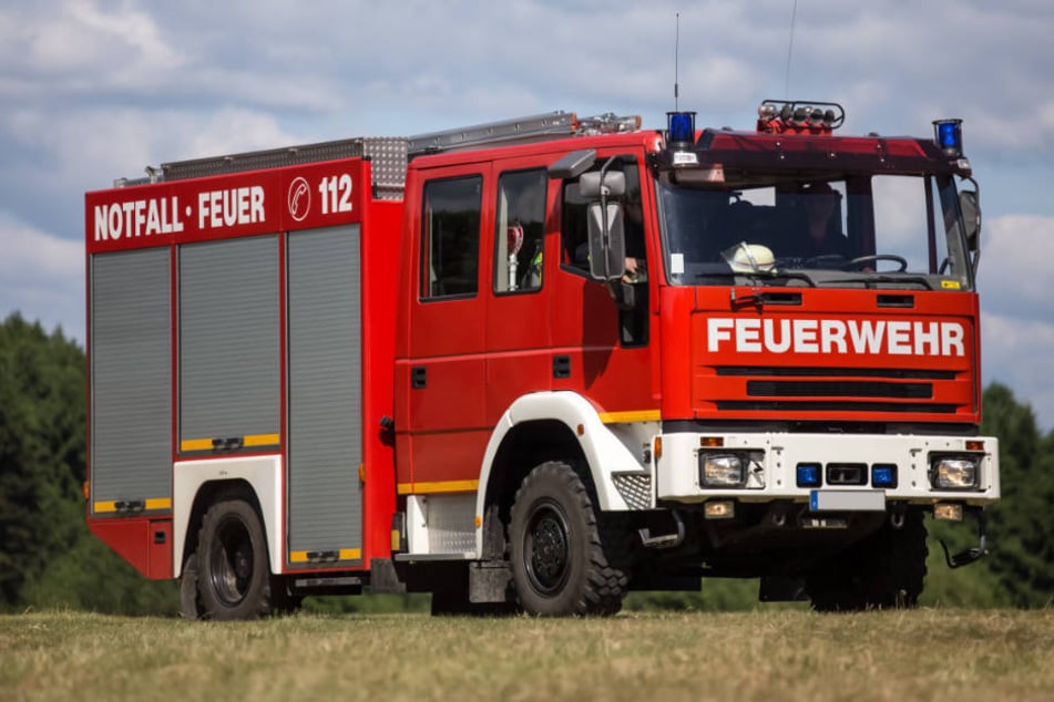 Erst am vergangenen Donnerstag hatte es in dem Entsorgungsbetrieb gebrannt. (Symbolfoto)