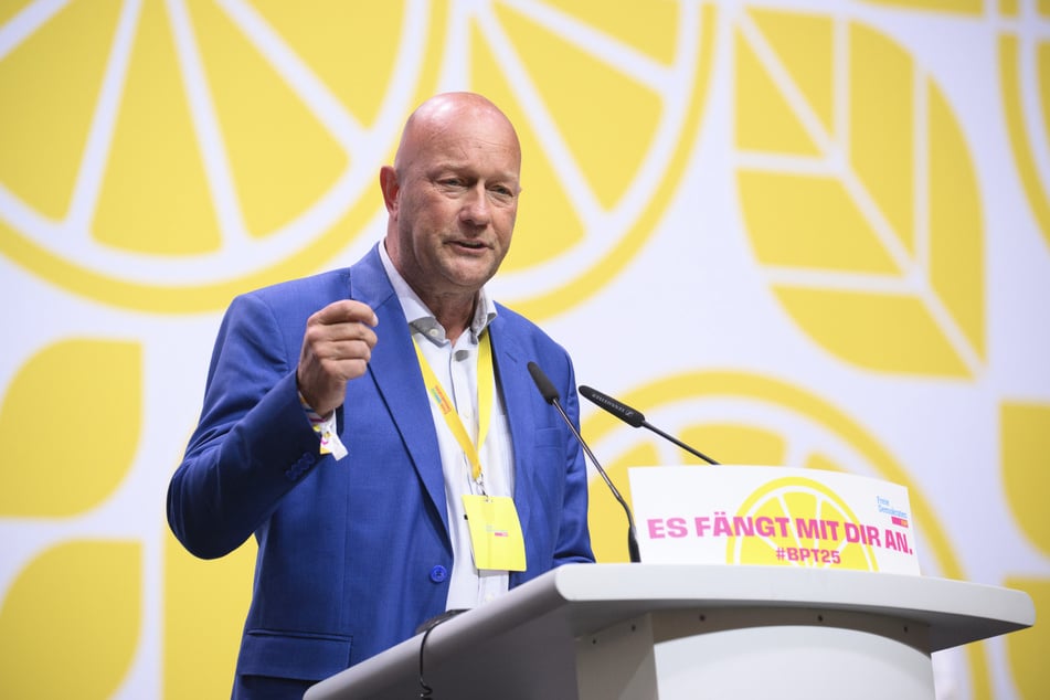 Ein Bild aus alten Tagen: Thomas Kemmerich (60) als Chef der Thüringer FDP. (Archivfoto)