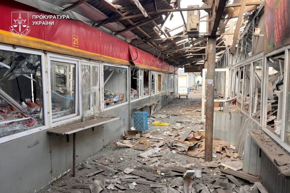 Russia steps up daytime attacks with deadly strike on Ukraine street market