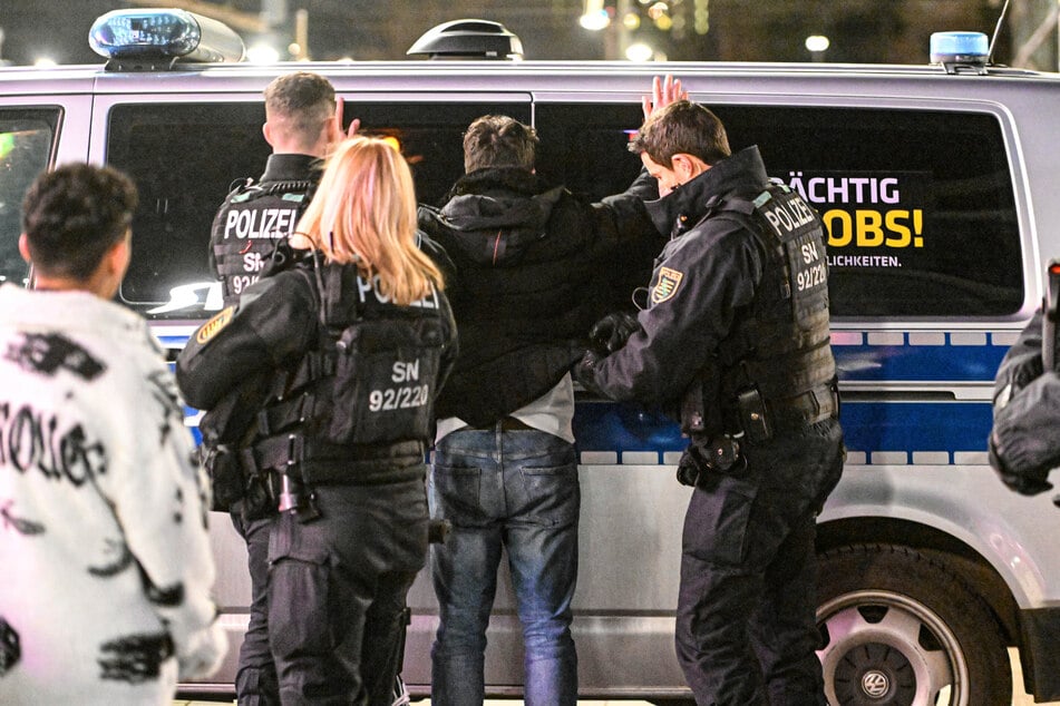 Der Ferdinandhof zählt zum Kriminalitätsschwerpunkt Wiener Platz, wird regelmäßig von der Polizei bestreift.