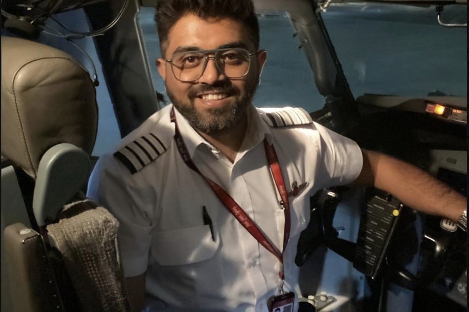 Der bei dem Messerangriff in einer Flydubai-Maschine verletzte Flugkapitän spricht darüber, was im Cockpit vorging.