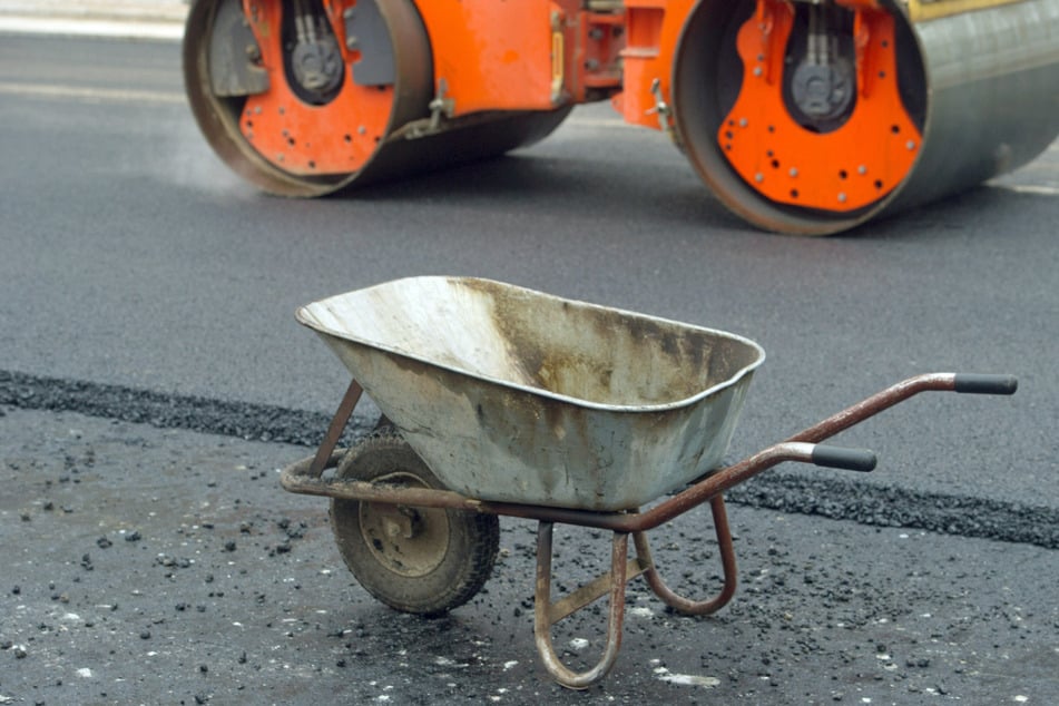 Zwei Jugendliche sind in eine Baustelle eingebrochen und haben eine Maschinen benutzt. (Symbolbild)