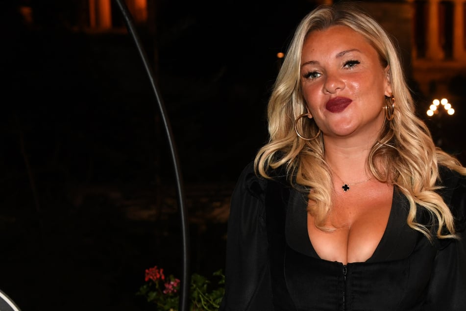 Evelyn Burdecki: "Ziehe dich aus": Nach Collien Fernandes packt auch Evelyn Burdecki über sexualisierte Gewalt aus