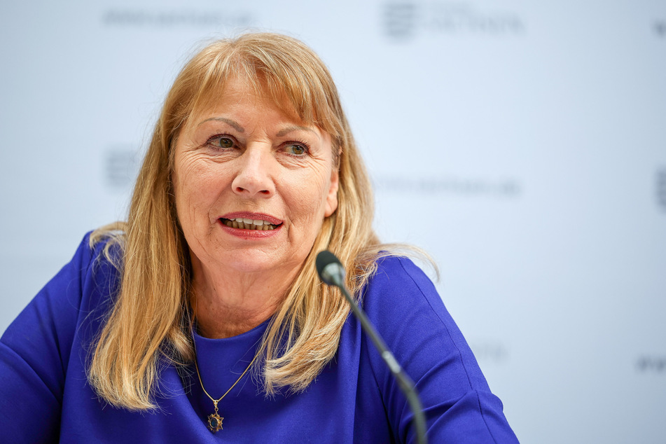 Sachsens Sozialministerin Petra Köpping (65, SPD) stellte gestern den 4. Sächsischen Drogen und Suchtbericht vor.
