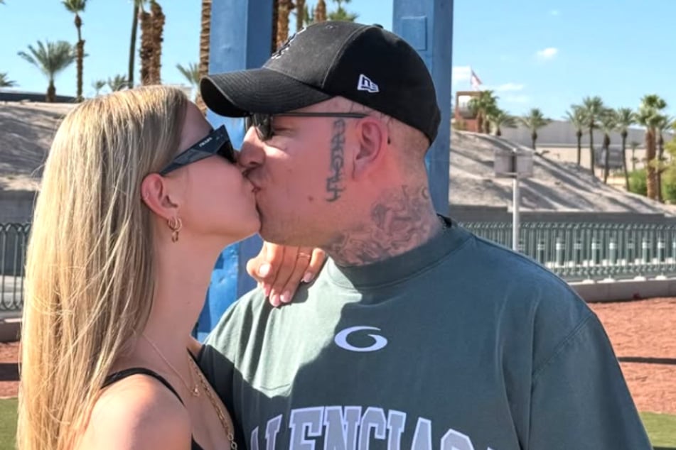 Twitch-Star MontanaBlack (37) sucht ein neues Zuhause für sich und seine Frau Lea (27).