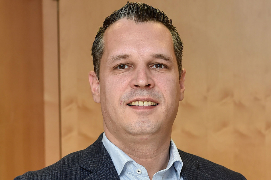 Saß im sächsischen Landtag, bis er zum Landrat im Erzgebirge gewählt wurde: Rico Anton (45, CDU). Sobald er vereidigt ist, wird er sein Mandat zurückgeben.