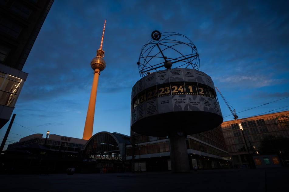 Menschen sollen sich in Berlin am Alexanderplatz sicher fühlen.