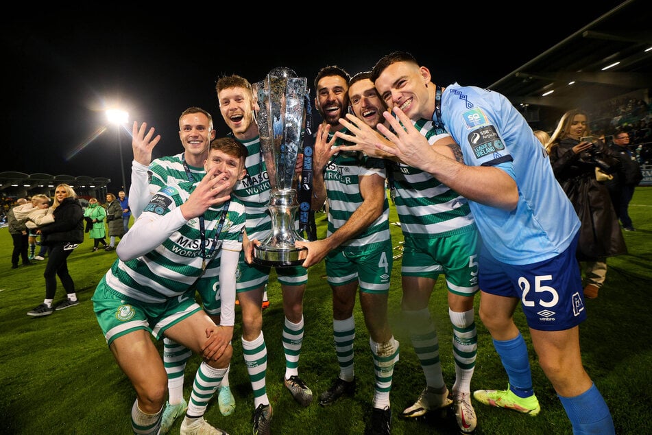 Keeper Pöhls (r.) feiert seinen vierten Meistertitel in Irland, ein fünfter sollte noch dazukommen. (Archivfoto)