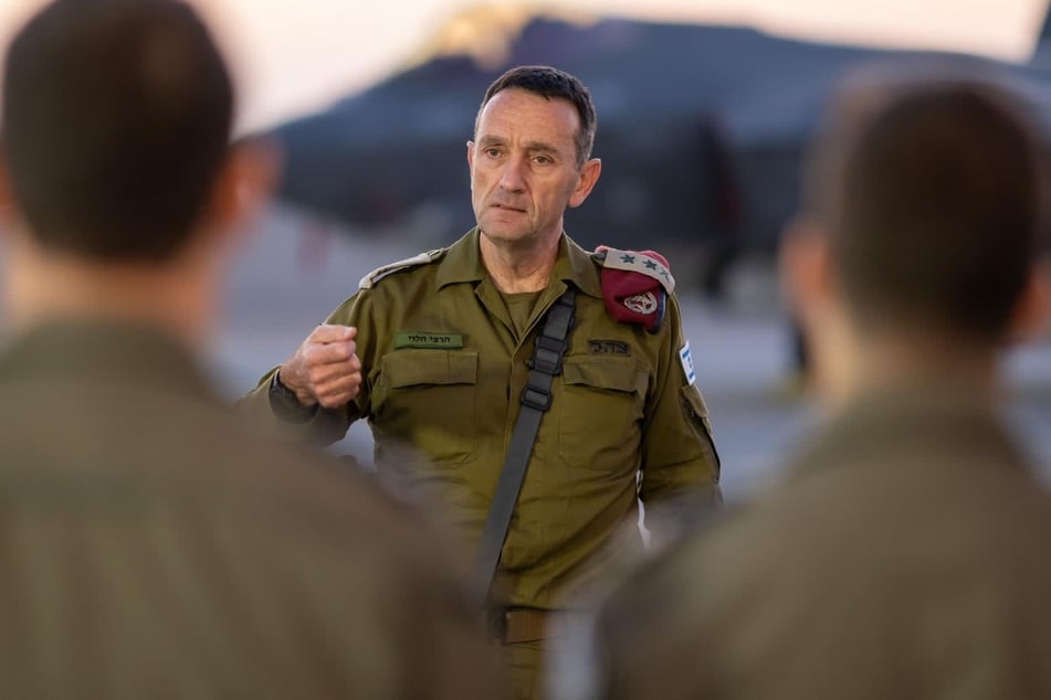 Generalstabschef der israelischen Armee, Herzi Halevi, schwört seine Truppen auf eine Bodenoffensive im Libanon ein.