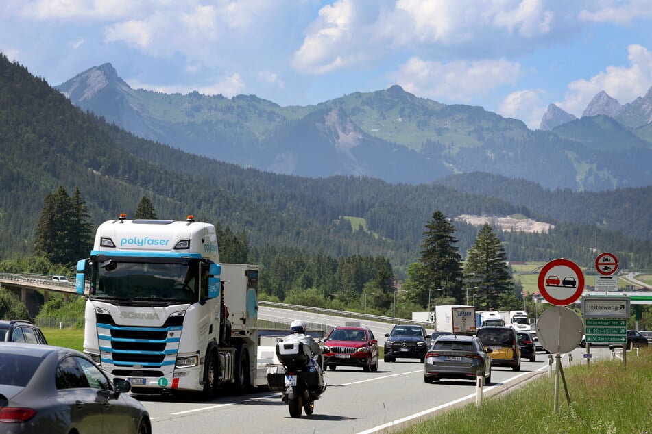 Die Fernpassstraße (B 179) wird Ende Juni für eine Demo gesperrt.