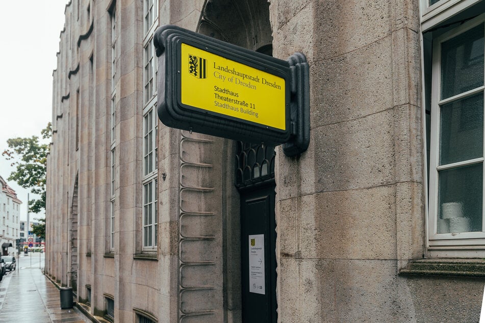 In dem Gebäude werden zentrale Bürgerdienstleistungen angeboten.