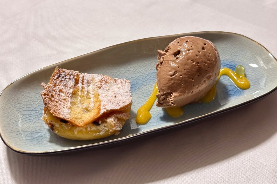 Das Ofenschlupfer-Dessert beschließt das Menü.