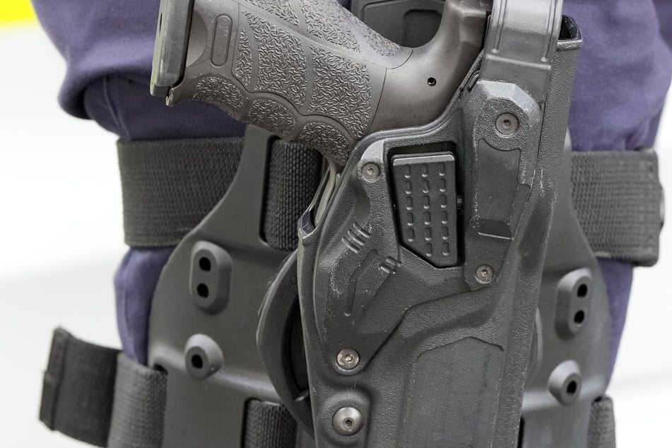 Mehrfach kamen Brandenburger Polizisten ihre Pistolen abhanden ... (Symbolbild)