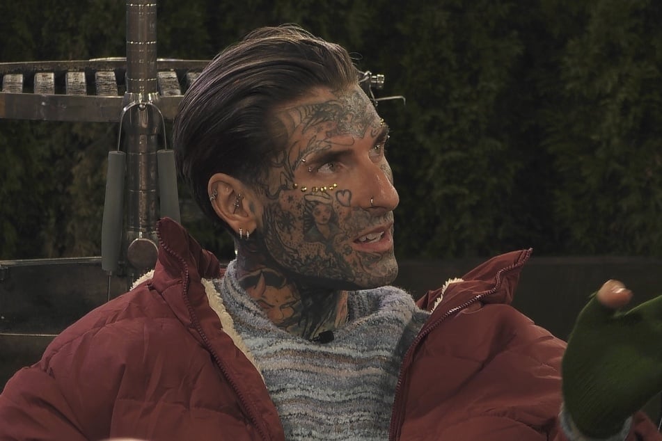 Grey-Gatte Nikola (30) hält sich bisher bedeckt.