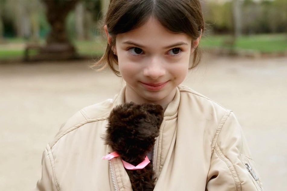 Sophia Cordalis (9) ist völlig vernarrt in das kleine Fellknäuel.