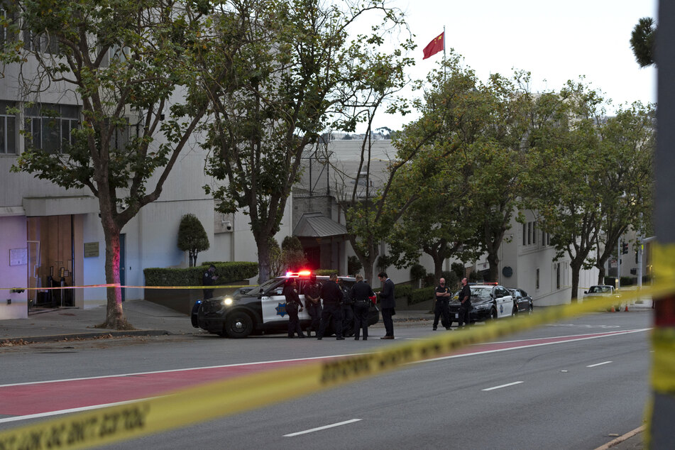 The SFPD said the man who attacked the Chinese consulate in San Francisco had a knife and a crossbow on him.