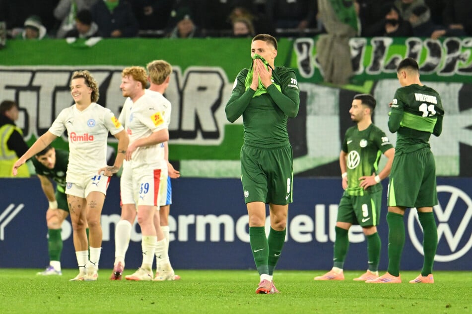 Der VfL Wolfsburg musste gegen Holstein Kiel die Segel streichen.