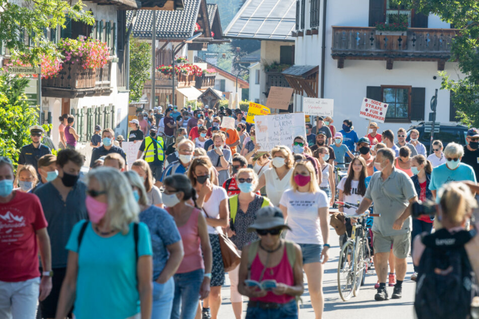 Mehrere hundert Menschen nahmen an der Demo teil.