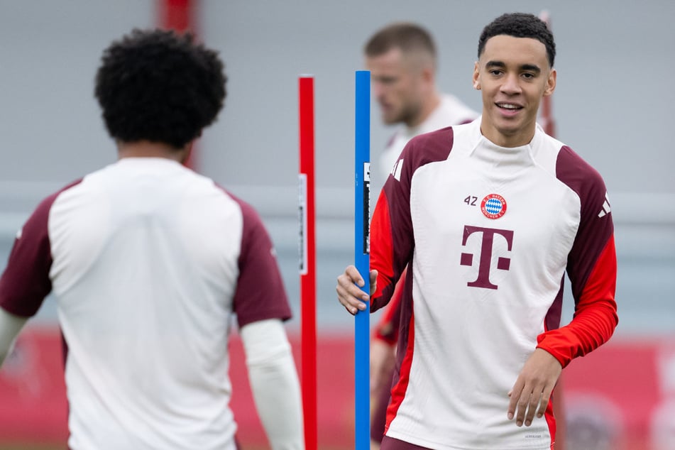 War im Abschlusstraining vor dem CL-Klassiker gegen Barcelona gut drauf: Bayerns Top-Talent Jamal Musiala (21).