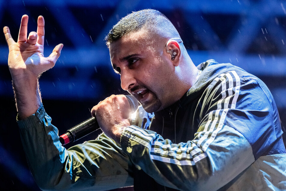 Der Bonner Musiker SSIO (32) ist in der Rap-Szene für seine selbstironischen Inszenierungen bekannt.
